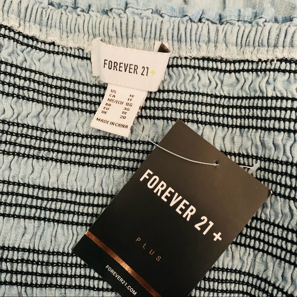 Forever 21+ Smocked Off Shoulder Crop NWT Size 1X - Picture 5 of 5